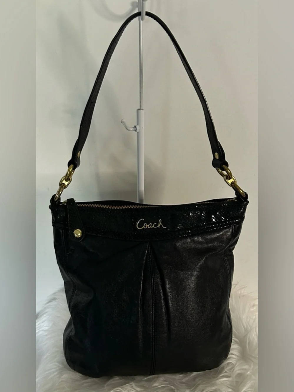 Coach Black Leather Shoulder Bag Snake Embossed Gold Hardware
